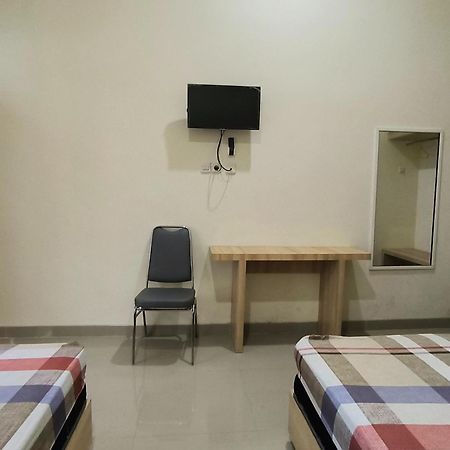 Tentrem Guesthouse Baru Pati Bagian luar foto