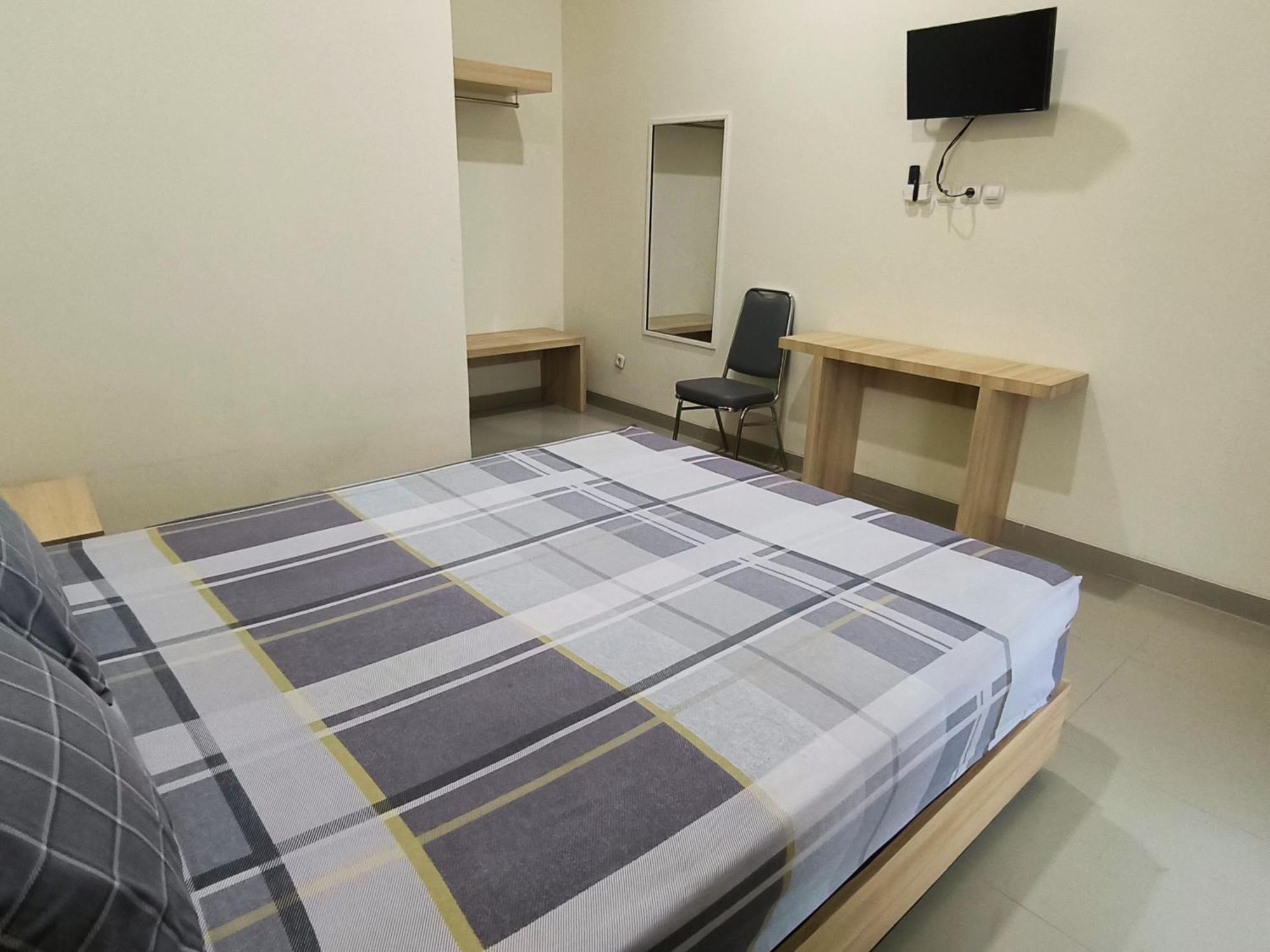 Tentrem Guesthouse Baru Pati Bagian luar foto