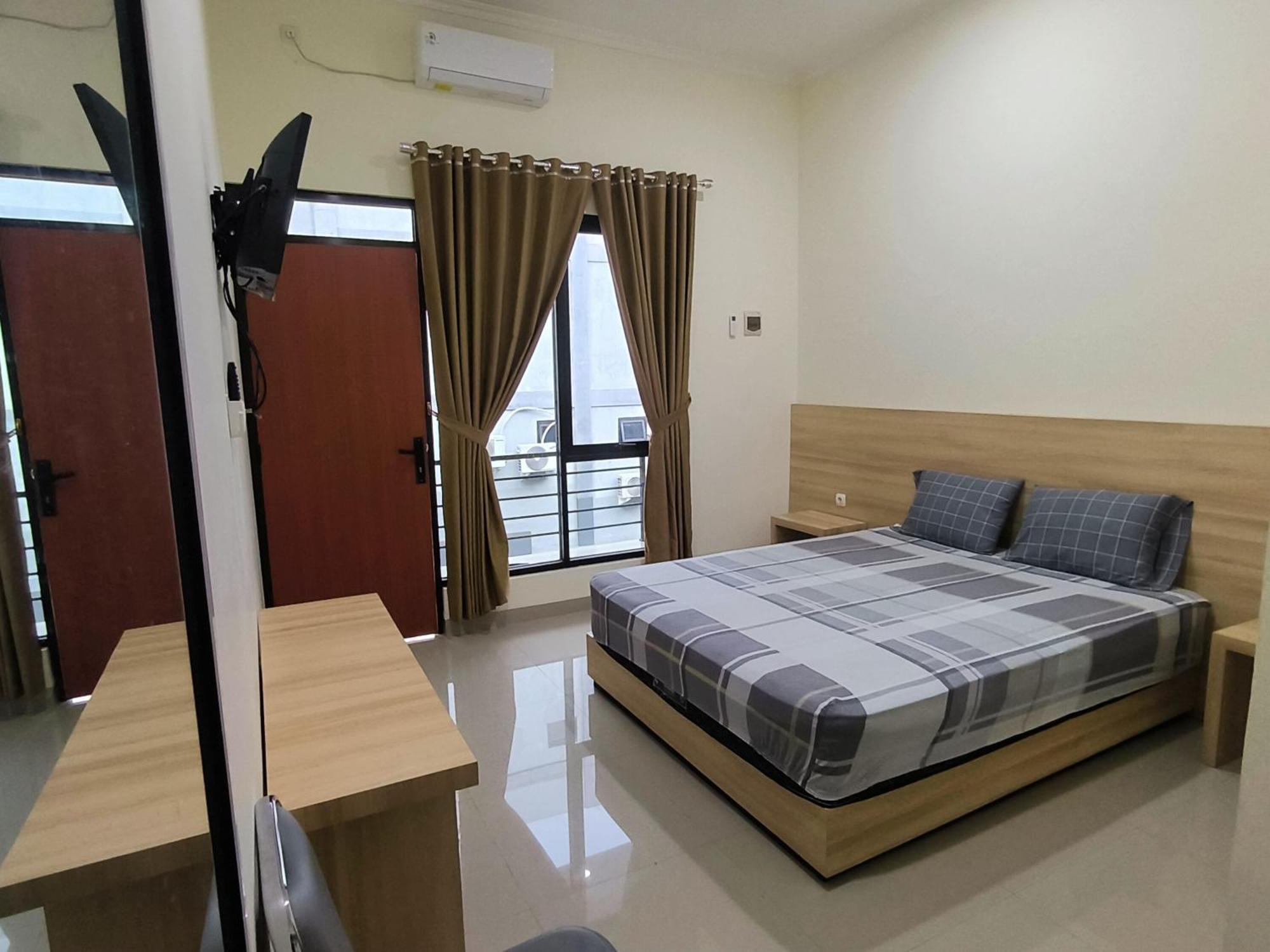 Tentrem Guesthouse Baru Pati Bagian luar foto